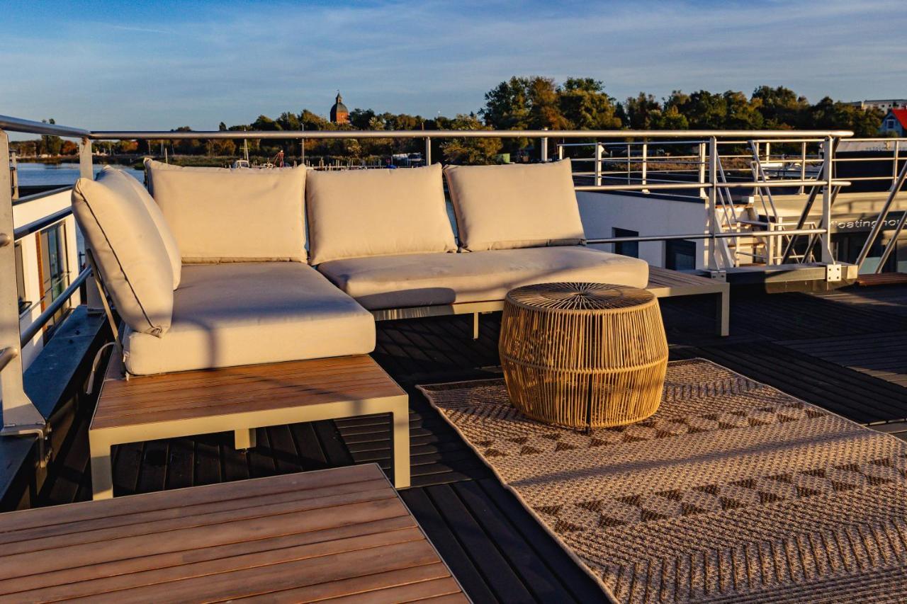 Hausboot Kuestennebel Ribnitz-Damgarten Luaran gambar